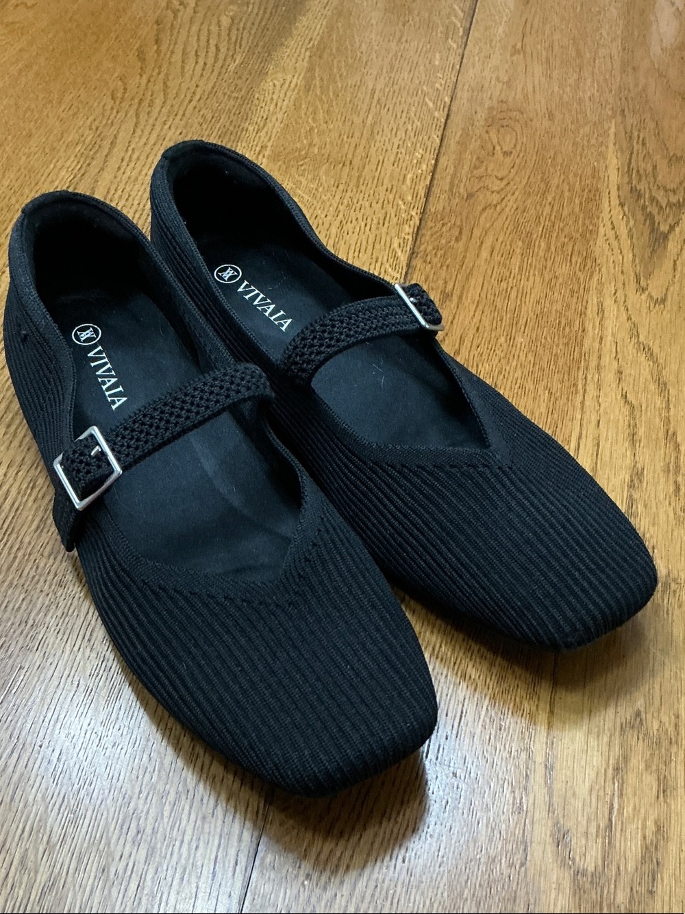 Woman’s Vivaia black Margot Mary Jane. Size 37.5. Like new! Adjustable strap.